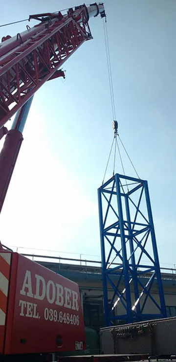 Noleggio Autogru per Sollevamento e Trasporto Milano 11