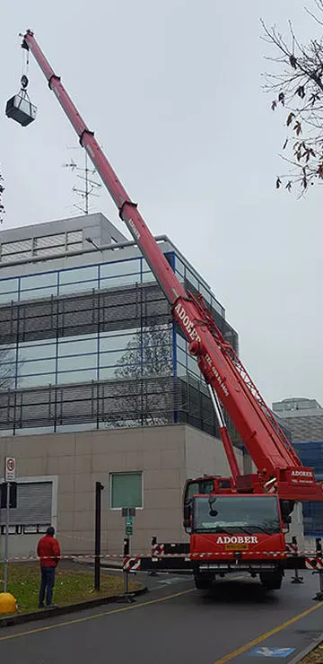 Noleggio Autogru per Sollevamento e Trasporto Milano 7